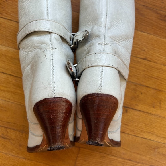 Vintage White Leather Western Zodiac Boot - Picture 6 of 12